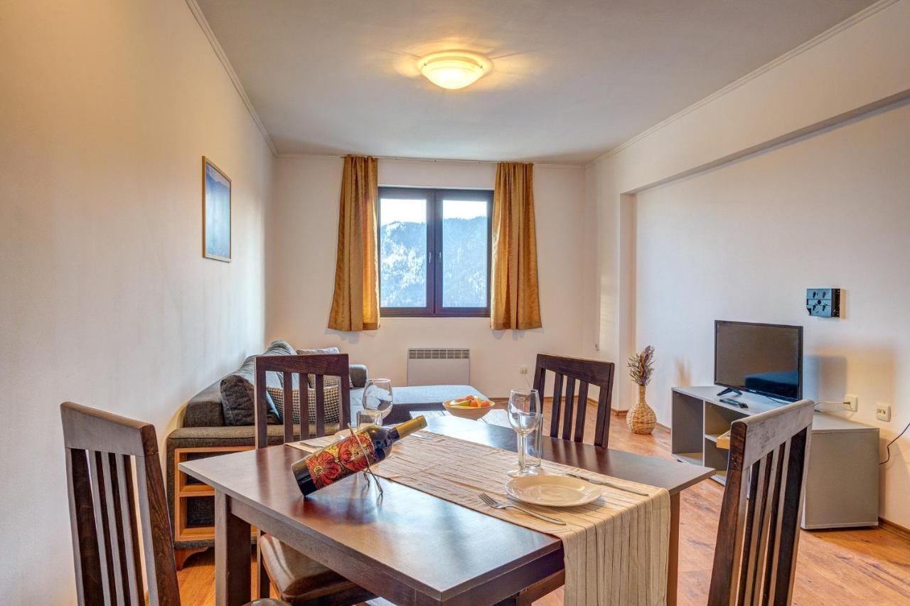 Aparthotel Silver Hills Free Parking Smoljan Esterno foto