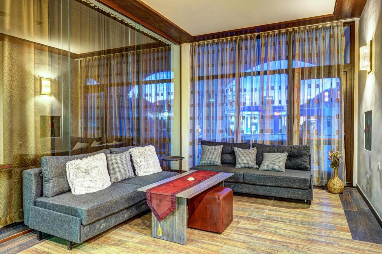 Aparthotel Silver Hills Free Parking Smoljan Esterno foto
