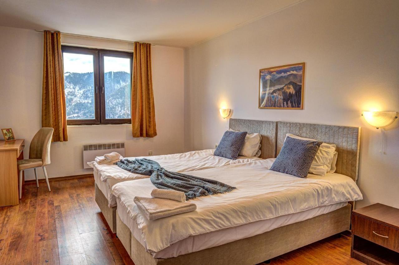 Aparthotel Silver Hills Free Parking Smoljan Esterno foto